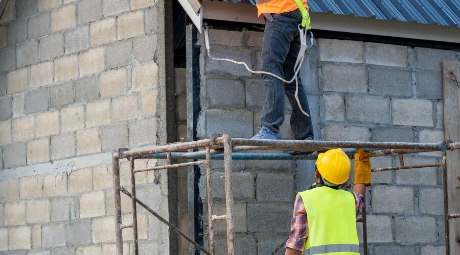 Professional New roof installation in Corona Del Mar, CA